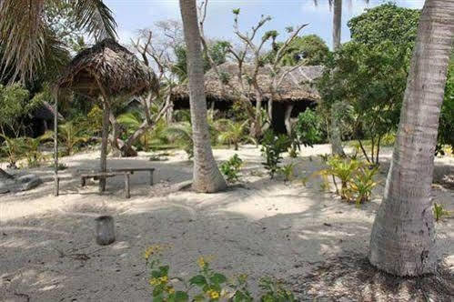 Alofa Beach Bungalows Lenakel  Exterior photo